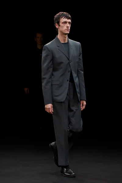 Look 42
